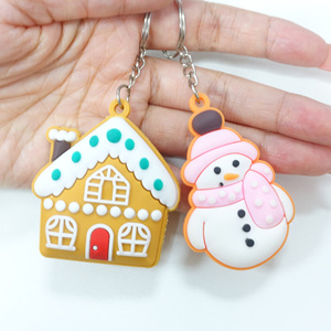 <span class=keywords><strong>Portachiavi</strong></span> in PVC 2D <span class=keywords><strong>Divertenti</strong></span> Personalizzati all'Ingrosso, Ciondoli in Gomma, Cartoni Animati Kawaii Carini, <span class=keywords><strong>Portachiavi</strong></span> in Silicone Personalizzati a Forma di Cavallo e Orso - Product Image 3