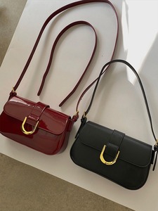 <span class=keywords><strong>Borsa</strong></span> a tracolla estetica Premium da <span class=keywords><strong>donna</strong></span> 2024 edizione coreana retrò <span class=keywords><strong>bordeaux</strong></span> <span class=keywords><strong>borsa</strong></span> a tracolla a ferro di cavallo - Product Image 2