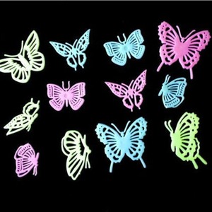 Autocollants muraux papillon qui brillent dans la nuit, autocollants fluorescents 3D pour la décoration de la maison, chambres d'enfants, design moderne en plastique - Product Image 1