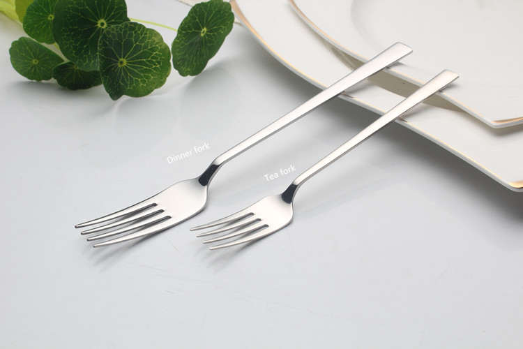 Fourchette de table