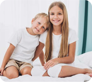 Bata de guardería para niños al por mayor, manga larga, cierre de botón, cuello desmontable de algodón suave - Product Image 5