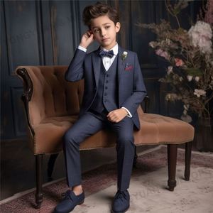 Costume trois pièces élégant pour garçons : veste, pantalon et <span class=keywords><strong>gilet</strong></span> – Idéal pour mariage - Product Image 4
