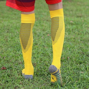 <span class=keywords><strong>Calcetines</strong></span> gruesos de fibra de bambú para hombre personalizados de invierno con diseño antibacteriano para baloncesto y fútbol - Product Image 6