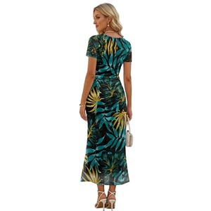 <span class=keywords><strong>Abiti</strong></span> <span class=keywords><strong>Lunghi</strong></span> Eleganti Formali con Stampa a Foglia d'Oro Verde per Donna, Vestiti da Sera per Club, Feste e Cocktail, Vendita all'Ingrosso - Product Image 2