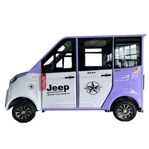 Une voiture accessible aux fauteuils roulants motorisée pouvant être conduite par une personne adulte handicapée utilisant un fauteuil roulant. - Product Image 4