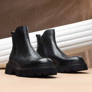 Chaussures habillées Oxford rétro décontractées pour hommes, à semelle en cuir, bout rond et dessus en cuir lavé de peau de cheval - Product Image 2