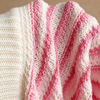 Ensemble de tricots pour femmes avec logo personnalisé, maille à bords ondulés, sans manches, sans bretelles, rayé rose, été, acrylique, usine OEM & ODM