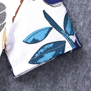 Prix de gros : Ensemble bébé et enfant de boutique, comprenant un pantalon en coton à motifs et une chemise à imprimé bleu, vêtements abordables - Product Image 3