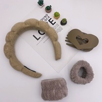 Ensemble de bandeaux de spa en peluche antidérapants écologiques couleur thé au lait, motif nuage de bulles, pour le maquillage + 2 bracelets + pince à cheveux cœur