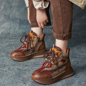 Botas Impermeables hasta la Rodilla con Plataforma y Punta Redonda de Cuero Genuino Estilo Británico Elegante con Combinación de Colores - Product Image 4