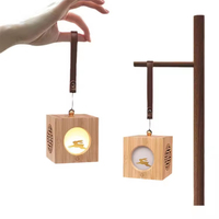 Projecteur de Lune Mignon, Veilleuse en Bois, Décoration d'Ambiance pour Chambre, Lampe de Projection Suspendue en Forme de Lapin pour Enfants
