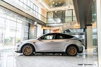Body Kit Mobil untuk Tesla Model Y 2025 Upgrade Gaya Interstellar CMST, Lip Depan, Diffuser Belakang, Side Skirt, Material ABS