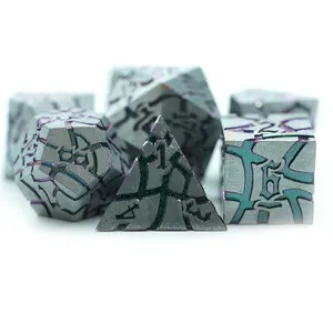 2024 nuevo producto 16mm Dnd dados de Metal adecuados para Rpg mazmorras y dragones juego de mesa juego de dados de Metal que cambia de Color