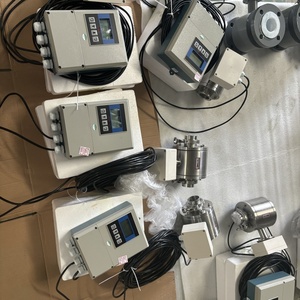 液体下水処理用パルス出力電磁熱流量計 温度センサー OEMカスタマイズ可能 金属製 - Product Image 4