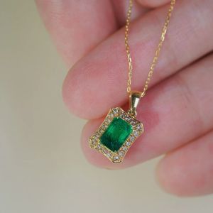 Collier vintage en or 18 carats Au750 avec diamant naturel Xinfly 0,5 ct émeraude - Product Image 1