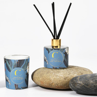 Großhandel Luxus-Heimdekor Reed-Diffusor-Set aus Sojawachs Duftkerze & Aromatherapie-Geschenkbox mit Stäbchenmuster-Design