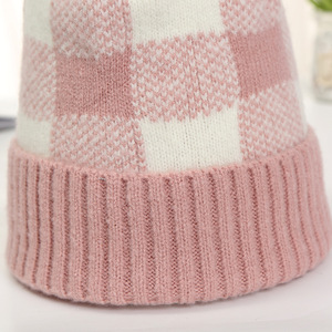 M 0369 dames automne hiver chapeaux Simple plaid tricot chapeau coréen capuche épaisse laine chaude acrylique pom pom bonnet - Product Image 6