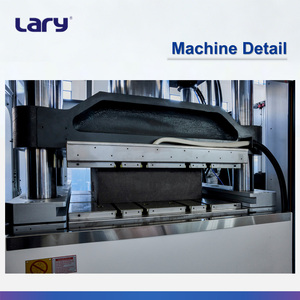 Prensa de Placas para Láminas de Goma LRF600 con Fuerza de Sujeción de 6000 KN, Control Automático por PLC, para Moldeo, Procesamiento, Vulcanización y Compresión - Product Image 4