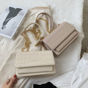 Bolso de Cadena de Cuero PU para Mujer, Bolso Bandolera con Logotipo Personalizado, Ligero (0.6 kg), para Todas las Temporadas, Moda Femenina, Venta al Por Mayor, Tanjing - Product Image 4