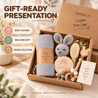 Coffret Cadeau Créatif pour Bébé - Trousse de Soins pour le Bain, Hochet Tricoté, Anneau de Dentition Apaisant, Jouets en Bois - Ensemble de 6 Pièces pour 0-24 Mois