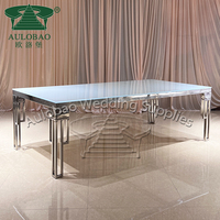 Mesa de Acero Inoxidable Plateado de Diseño Geométrico Moderno y Lujoso para Eventos, Fiestas y Bodas