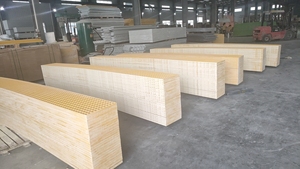 Rejillas moldeadas FRP de hilo libre de álcali personalizadas anticorrosión de larga duración para lavado de coches y plataforma en alta mar - Product Image 4