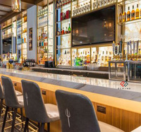Meubles commerciaux personnalisés, comptoir de réception de bar moderne avec éclairage LED, comptoir de bar pour bar à domicile, hôtel et centre commercial avec garantie de 10 ans