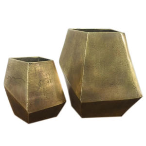 Jarrón de almacenamiento de flores de Metal fundido de aluminio de aspecto elegante decorativo para el hogar hoteles y restaurantes - Product Image 1