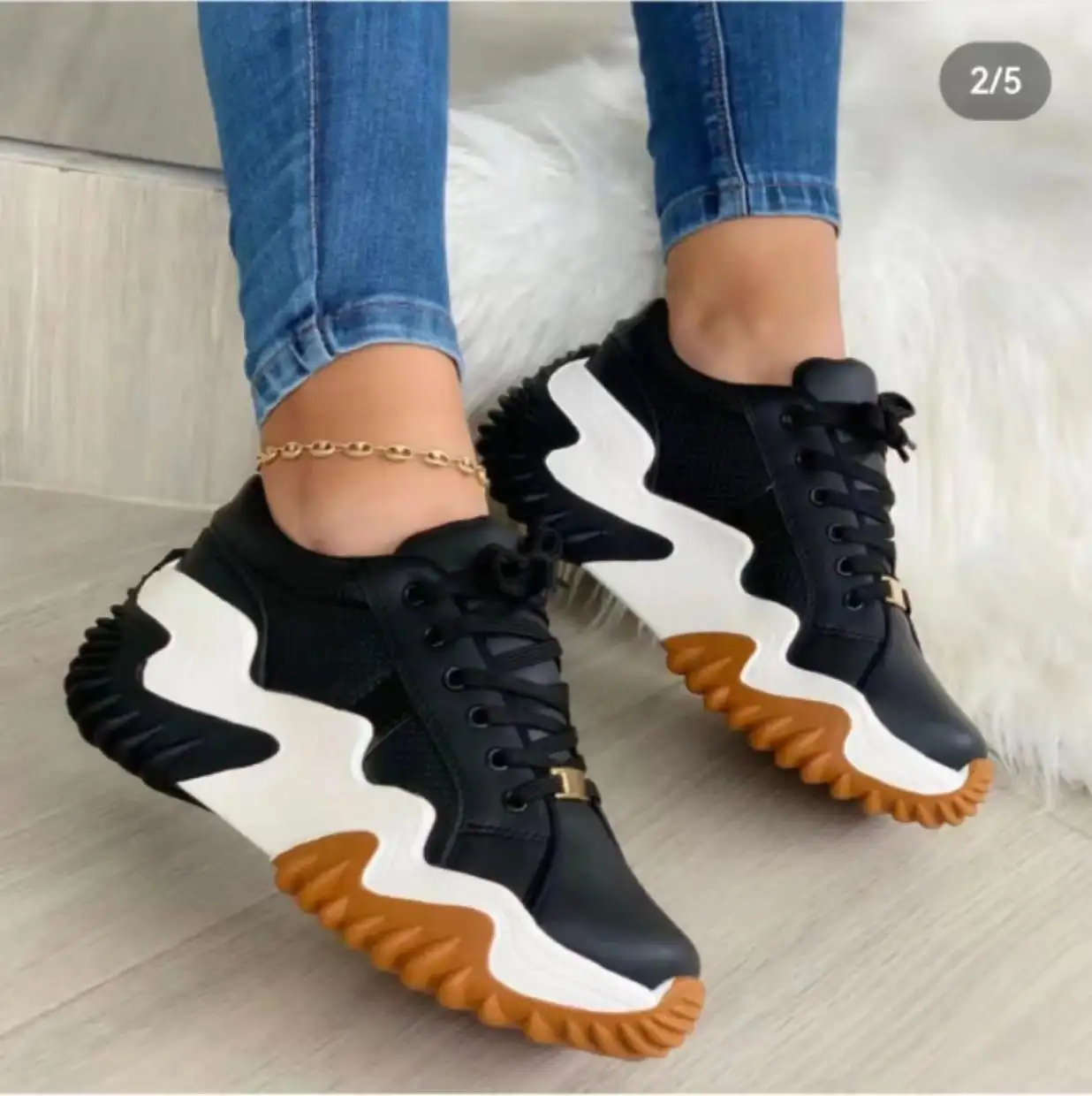 Nouvelle mode Chaussures de papa décontractées à plateforme à semelle épaisse pour femmes de taille supplémentaire à lacets Baskets de marche pour femmes