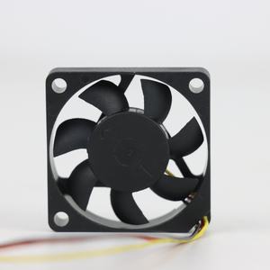 Ventilador Axial de Refrigeración SUNON MF35060V2-1000C-G99 35x35x6mm 5VDC 66mA 0.35W 5800RPM 4.3CFM con Rodamiento de Bolas para Gabinetes e Inversores - Product Image 4