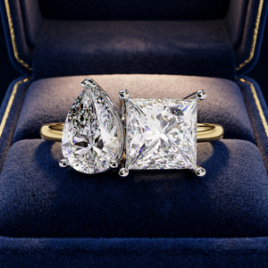 Bague de luxe en diamant synthétique de laboratoire de style ouvert, avec pierres taille poire, en argent et or, certifiée IGI, pour mariée - Product Image 1