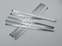 0.5mm 10 12 14 16 20 22 30 40 50 60P Kabel FFC Fleksibel Tinggi untuk Layar Industri dengan Pelindung Aluminium Foil, Panjang Sesuai Pesanan
