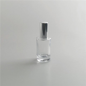 Vial de vidrio transparente portátil de 50ml Botella de perfume de muestra vacía con tapón de rosca Precio bajo Forma de cilindro de venta - Product Image 4