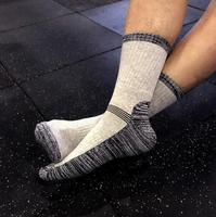 Chaussettes de sport d'extérieur en coton pour hommes, semelle en tissu éponge, épaisseur standard, couleurs mélangées, respirantes, antidérapantes, pour la randonnée estivale