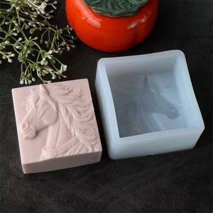 Moule à savon en silicone 3D en forme <span class=keywords><strong>de</strong></span> tête <span class=keywords><strong>de</strong></span> cheval, d'éléphant, <span class=keywords><strong>de</strong></span> flamant rose, <span class=keywords><strong>de</strong></span> <span class=keywords><strong>tigre</strong></span>, pour bricolage, artisanat, cadeau, fabrication <span class=keywords><strong>de</strong></span> bombes <span class=keywords><strong>de</strong></span> bain, fournitures pour la fabrication artisanale - Product Image 5