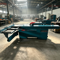 Scie à panneaux coulissante robuste pour le travail du bois avec système de guidage précis, machine de découpe du bois pour la fabrication de meubles en panneaux