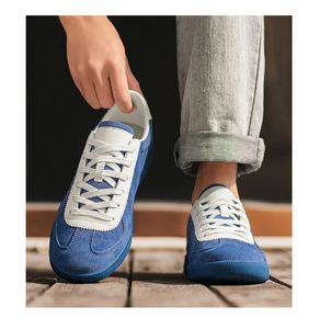 Nouvelles baskets décontractées rétro pour hommes Printemps 2026 – Design de niche bleu, style américain, semelle souple, tendance - Product Image 1