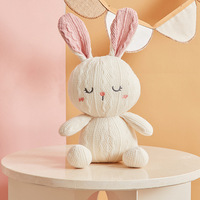 Jouets en laine tricotée certifiés CE pour enfants, lapin, éléphant, cochon brodés, animaux en peluche mignons pour le confort du bébé