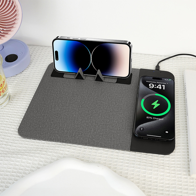 Customized Wireless Charger PU Leather Gaming Mouse Mat Qi 15W Fast Charging in Stock
