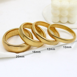 Bán Buôn Rộng Lớn Thép Không Gỉ Dubai Vàng Bangle Thiết Kế Với Giá 18K Vàng Hợp Thời Trang Đàn Hồi <span class=keywords><strong>Bangles</strong></span> Vòng Đeo Tay - Product Image 2