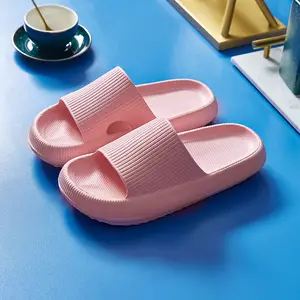Sandales antidérapantes légères pour femmes, pantoufles d'intérieur en EVA à semelle épaisse et douce, couleur pure, 2022