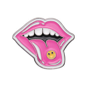 Insigne créatif rose féministe broche lunettes diamant lèvres chapeau papillon langue foudre <span class=keywords><strong>femmes</strong></span> puissance Portrait émail épinglette - Product Image 3