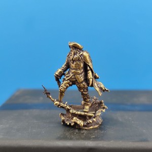 Figurine de monstre pirate en laiton, modèle miniature pour paysage, mini figurines décoratives - Product Image 4