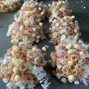 Lussuosa Decorazione Moderna per Corridoio Nuziale con Fila di Rose Artificiali in Seta Bianca, Sfondo Floreale 3D per Eventi e Feste di Alta Qualità - Product Image 4