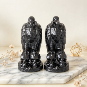 Scultura di Acido Volframico Nero Naturale all'Ingrosso con Base a Teschio, Statuetta di Cristallo Curativo per Decorazioni Domestiche e Artigianato Meditativo - Product Image 1