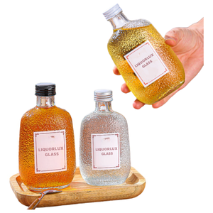 Bouteilles de <span class=keywords><strong>vin</strong></span> et de liqueur en verre super flint écologiques de qualité alimentaire, carrées et vides, 50ml/100ml/250ml/350ml/500ml, avec <span class=keywords><strong>bouchon</strong></span> en liège et sérigraphie - Product Image 1
