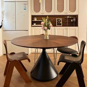 Mesa de comedor redonda de estilo vintage con estructura estable de madera de nogal para comedor - Product Image 2