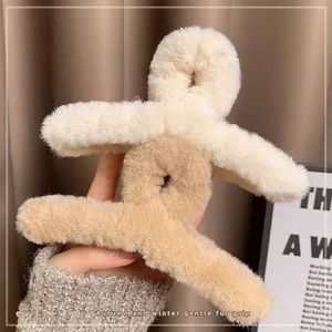 Fluffy Claw Hair <b>Clip</b> Plush Gripper For Women Daily Use Autumn Winter Style - Product Image 2