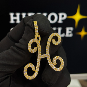 Pendentif lettre H de haute qualité, 1,5 x 1,65 pouces, simple couche, entièrement serti de diamants en moissanite, en argent 925, style hip-hop, personnalisé - Product Image 1