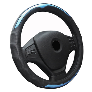 FA27 nouvelle couverture de <span class=keywords><strong>volant</strong></span> en <span class=keywords><strong>cuir</strong></span> de Fiber de carbone 265 première couche de peau de vache quatre saisons général <span class=keywords><strong>Amazon</strong></span> ventes directes d'usine - Product Image 1